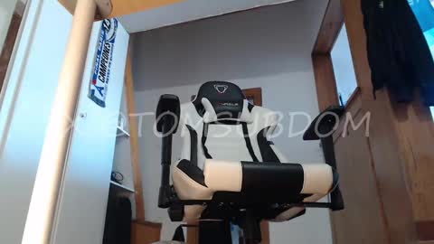 Tomsubdom online show from 09/20/25, 03:46