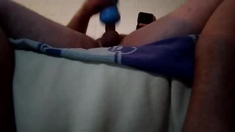 Snapshot of tomthebomb347 chatting on 10/29/25, 06:59 tomthebomb347 online show from 10/29/25, 06:59