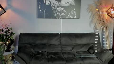 tomy_scott6 online show from 10/02/25, 11:23