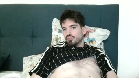 Snapshot of tomylind chatting on 12/02/25, 09:43 Onlyfans - Tomylind keep you in touch there online show from 12/02/25, 09:43