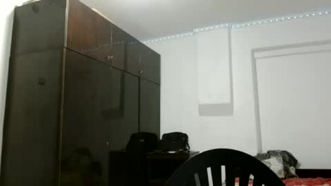 Snapshot of tomylind chatting on 06/22/26, 07:22 Onlyfans - Tomylind keep you in touch there online show from 06/22/26, 07:22