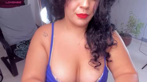 lady blue online show from 03/10/26, 12:15