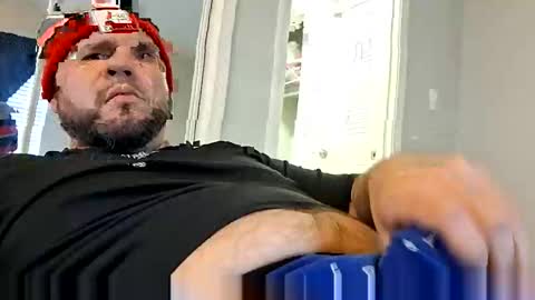 Snapshot of tonecapone282 chatting on 10/22/25, 05:45 tonecapone282 online show from 10/22/25, 05:45