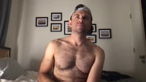 tongueudeep1 online show from 10/28/25, 10:41