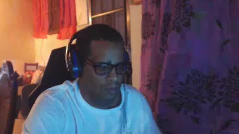 Antonio online show from 12/29/24, 02:17