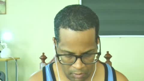 Antonio online show from 04/28/26, 02:33