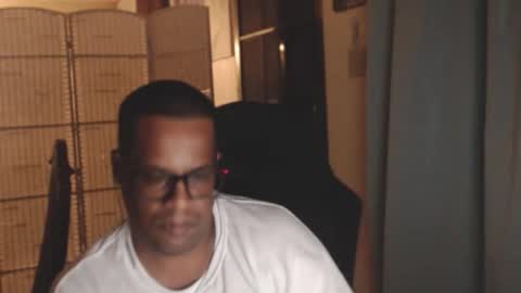 Antonio online show from 05/17/26, 01:58