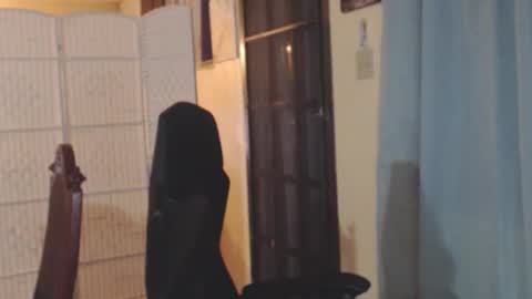Antonio online show from 05/19/26, 02:18
