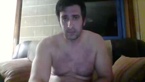 Snapshot of toni640128 chatting on 05/09/26, 01:44 toni640128 online show from 05/09/26, 01:44