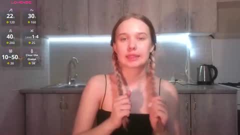 Snapshot of toni_pittmann chatting on 06/11/26, 06:39 toni_pittmann online show from 06/11/26, 06:39
