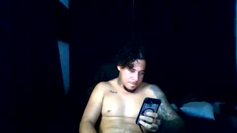 Snapshot of tony19c chatting on 05/28/26, 05:16 toni online show from 05/28/26, 05:16