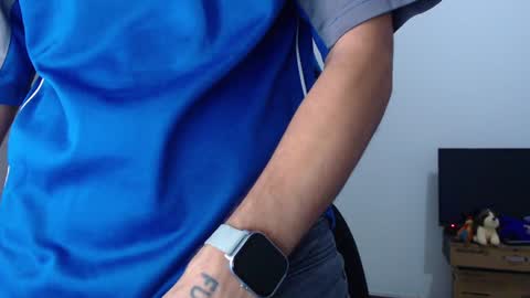 Snapshot of tony__ribas chatting on 01/12/25, 01:11 Tony Ribas. online show from 01/12/25, 01:11