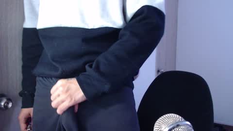 Snapshot of tony__ribas chatting on 01/30/25, 09:14 Tony Ribas. online show from 01/30/25, 09:14