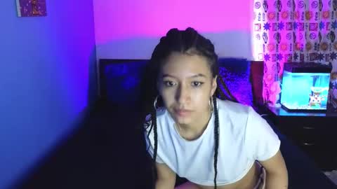 Sophia  Tony online show from 11/21/25, 11:31