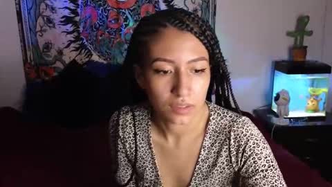 Snapshot of tony_and_sophia chatting on 02/04/26, 12:05 Sophia Tony online show from 02/04/26, 12:05