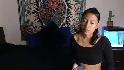 Snapshot of tony_and_sophia chatting on 05/05/26, 12:07 Sophia Tony online show from 05/05/26, 12:07