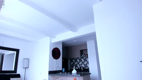 Snapshot of tony_muscle1 chatting on 12/15/24, 06:37 tony muscle1 online show from 12/15/24, 06:37