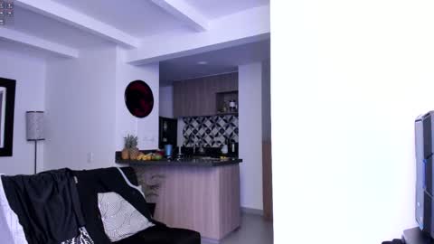 Snapshot of tony_muscle1 chatting on 01/18/25, 01:30 tony muscle1 online show from 01/18/25, 01:30