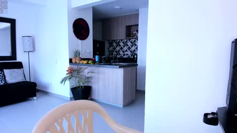 Snapshot of tony_muscle1 chatting on 01/18/25, 09:02 tony muscle1 online show from 01/18/25, 09:02