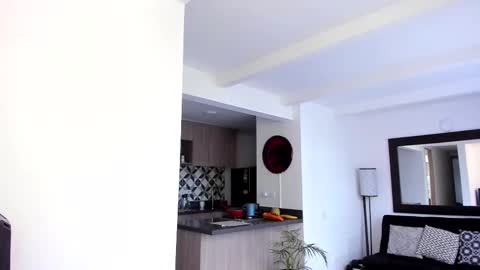 Snapshot of tony_muscle1 chatting on 03/08/25, 09:51 tony muscle1 online show from 03/08/25, 09:51