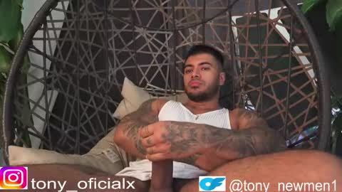 Snapshot of tony_newmen chatting on 02/13/26, 11:28 tony online show from 02/13/26, 11:28