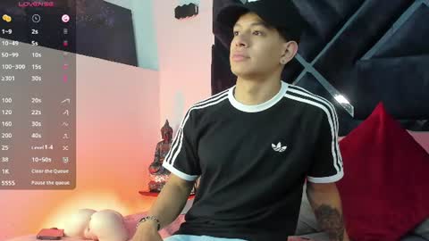 Snapshot of tony_petrov chatting on 06/11/26, 06:33 tony_petrov online show from 06/11/26, 06:33