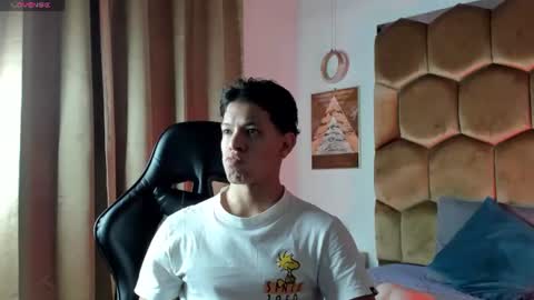 tony_petrov online show from 07/08/26, 04:28
