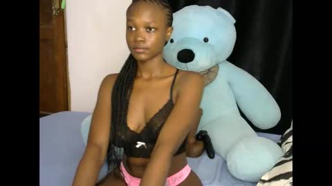 tonya tash7 online show from 02/03/25, 11:53