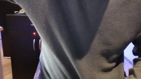 Snapshot of tonymontana202323898991 chatting on 11/02/25, 02:52 tonymontana202323898991 online show from 11/02/25, 02:52