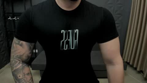 TonyWilcox online show from 11/08/25, 07:19