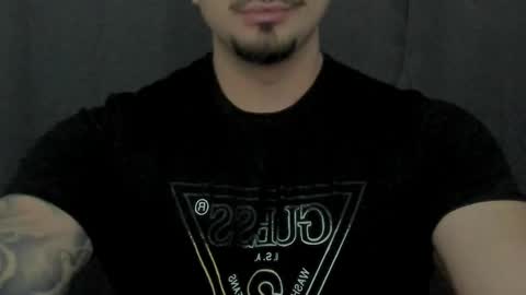 Snapshot of tonywilsonn chatting on 05/12/26, 05:15 tonywilsonn online show from 05/12/26, 05:15
