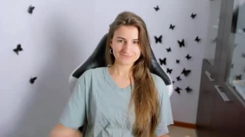 Alisson online show from 09/21/25, 04:19