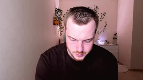 Snapshot of toohornyserj chatting on 11/23/25, 09:36 toohornyserj online show from 11/23/25, 09:36