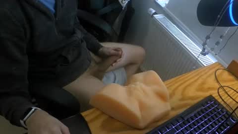 Snapshot of toohugeandstonedxoxo chatting on 04/06/26, 05:14 toohugeandstonedxoxo online show from 04/06/26, 05:14