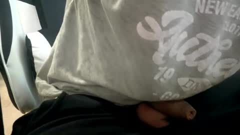 toohugeandstonedxoxo online show from 07/22/26, 10:07