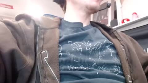 Snapshot of toolitdick chatting on 11/18/25, 02:39 toolitdick online show from 11/18/25, 02:39