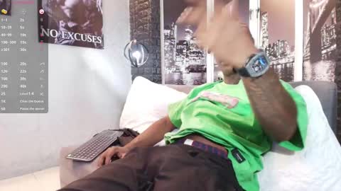 Snapshot of toower_ chatting on 03/14/26, 04:07 T O W E R online show from 03/14/26, 04:07