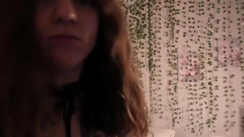 Alice and Sandra online show from 09/18/25, 11:12