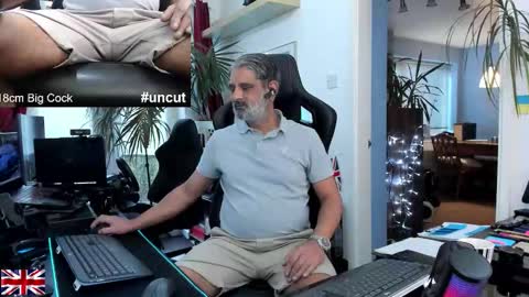 topalphaboss online show from 11/18/25, 03:49