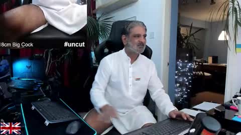 topalphaboss online show from 11/29/25, 12:57