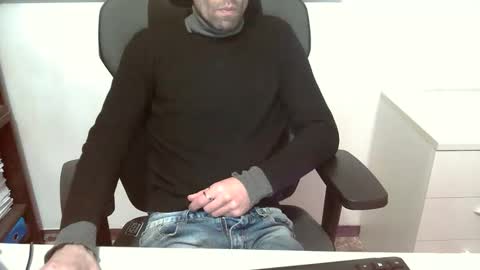 Snapshot of topg84 chatting on 03/09/26, 06:34 Topg84 online show from 03/09/26, 06:34