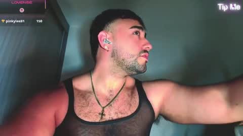 Snapshot of toplayboy chatting on 11/05/25, 01:16 Toplayboy online show from 11/05/25, 01:16