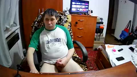 Snapshot of tores992 chatting on 02/04/26, 11:42 tores992 online show from 02/04/26, 11:42