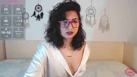 Snapshot of tori_just chatting on 10/10/25, 05:34 tori_just online show from 10/10/25, 05:34