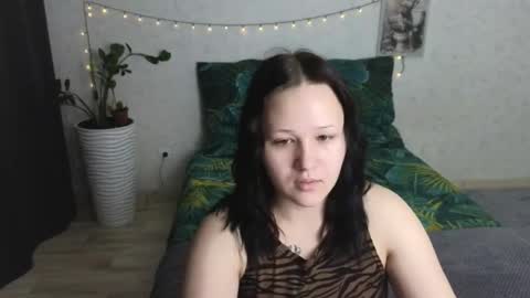 Tori online show from 06/10/26, 02:45