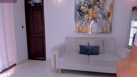 Tori Cross online show from 01/07/25, 03:33