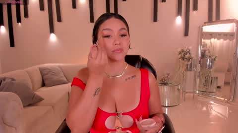 Tori Cross online show from 02/06/25, 11:43