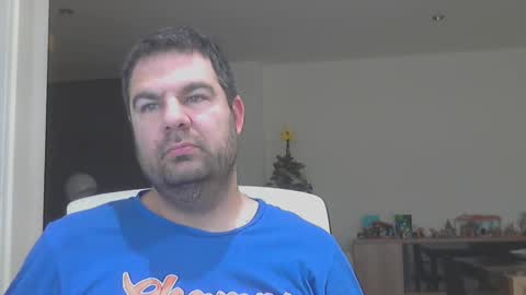 Snapshot of tork83 chatting on 12/25/24, 06:09 Tork 83 online show from 12/25/24, 06:09