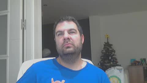 Snapshot of tork83 chatting on 12/27/24, 06:03 Tork 83 online show from 12/27/24, 06:03