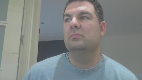 Snapshot of tork83 chatting on 02/04/25, 04:18 Tork 83 online show from 02/04/25, 04:18